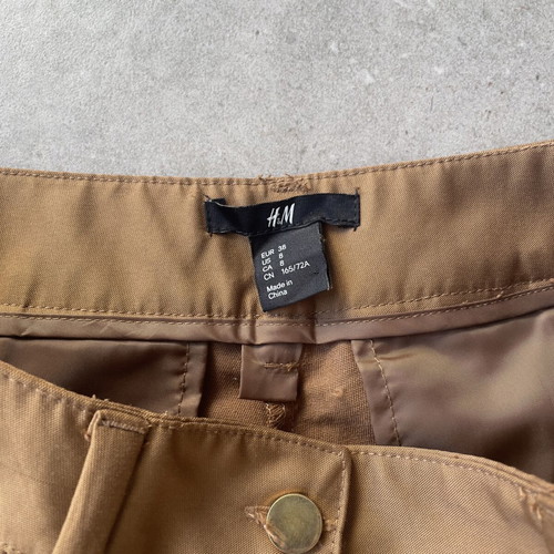 Women's shorts like new, size 38, brown, H&M