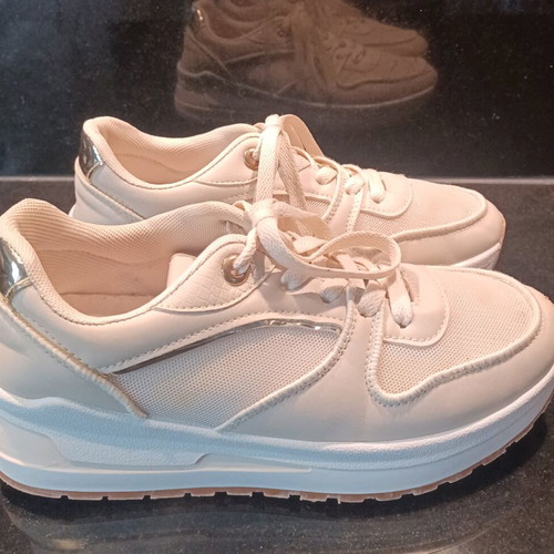 Antonio Donati sneakers beige light like new, women's size 37