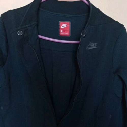 Nike jacket new, size XS fits small, black