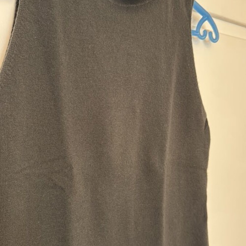 Benetton Sleeveless Turtleneck Vest 100% Wool New, Dark Brown-Green