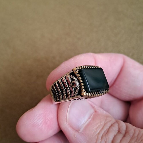 Silver ring with green stone new
