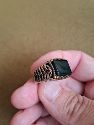 Silver ring with green stone new