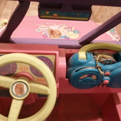 Αυτοκίνητο Barbie jeep μεταχειρισμένο για μικρά κοριτσάκια με μπαταρία