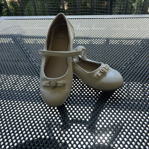 Mayoral leather ballerinas white size 31 like new