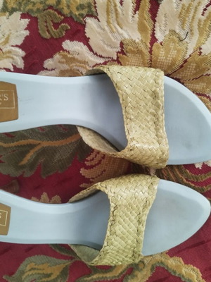 Italian leather sandals like new, woven, size 41, women's