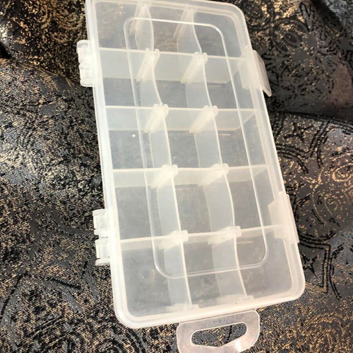 Transparent plastic organizer like new with 15 compartments
