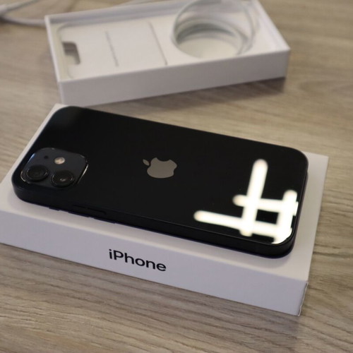 iPhone 12 128GB like new, black, unlocked, with charger and case