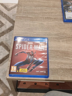 Spider-Man PlayStation 4 игра употребявана