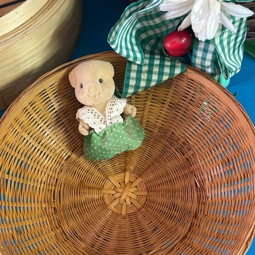 Set of 3 new wicker baskets in different colors