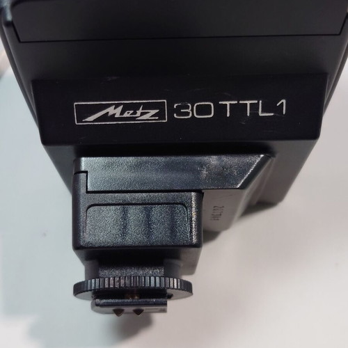 Metz Mecablitz 30 TTL-1 flash with SCA-364 like new for vintage cameras