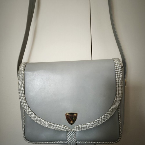 Leather shoulder bag used, gray with adjustable strap