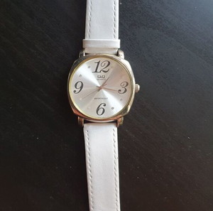 Ρολόι γυναικείο Q&Q quartz