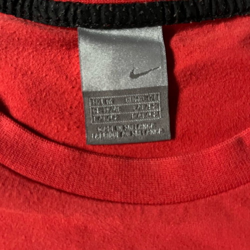Nike sports shirt like new, size M, black and red