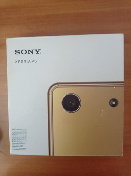 SONY Experia M5