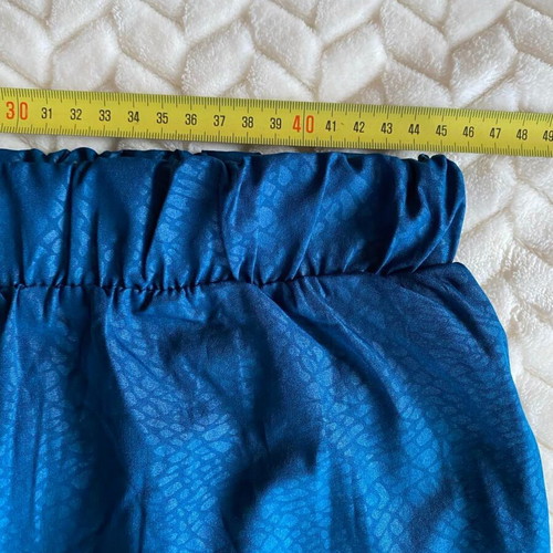 Crane women's running shorts size M like new
