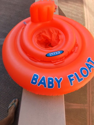 Baby float set like new with inflatable pool and noodle
