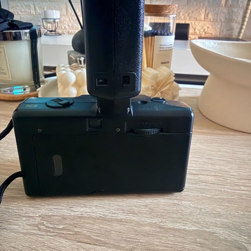 Kodak VR35 35mm with Panasonic PE-145S flash used