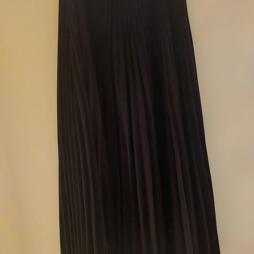 Zara pleated skirt like new, black, size S