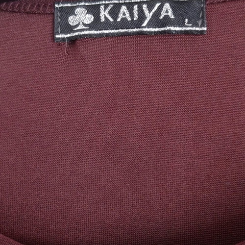 Brown blouse with floral design like new, size Large