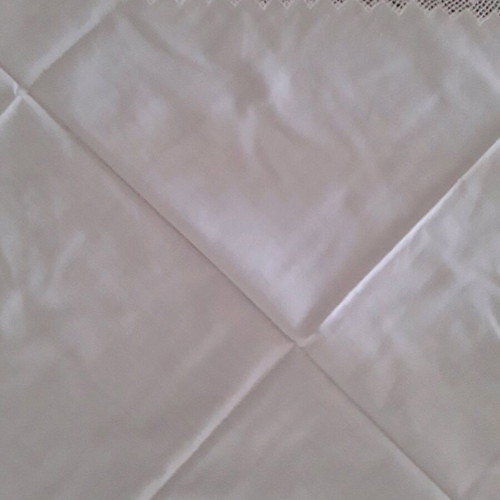 Tablecloth new 1.25x1.25 m square with crochet