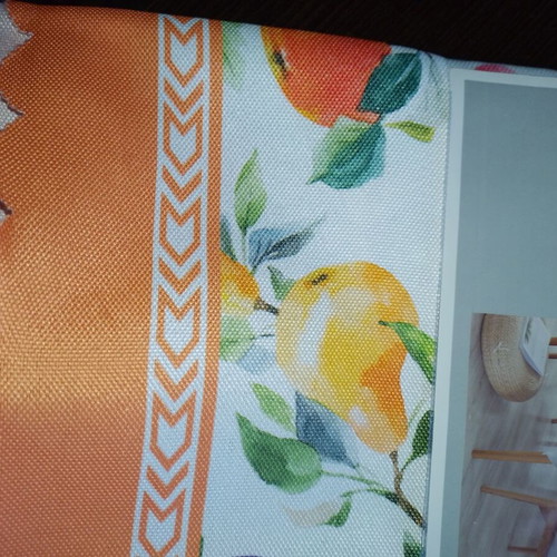 Tablecloth 1.40x1.80 with fruit design and gift plastic tablecloth