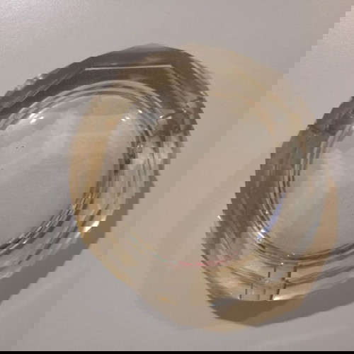 Τασάκι γυάλινο μεταχειρισμένο με ομοιόμορφο σχέδιο και τρεις θέσεις για τσιγάρο