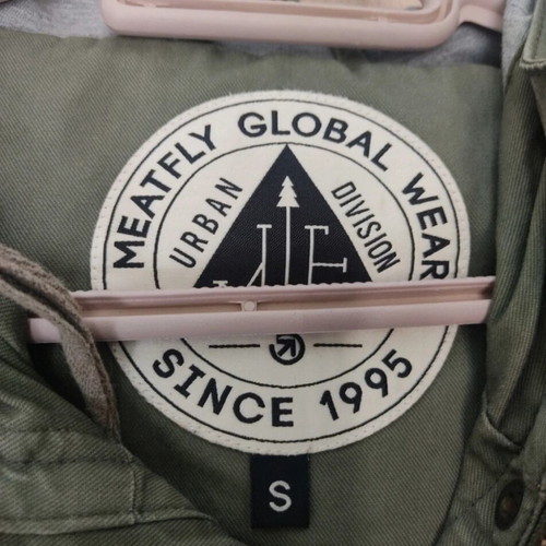 Thin jacket like new