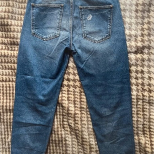 Zara jeans like new with rips, wide legs, size S