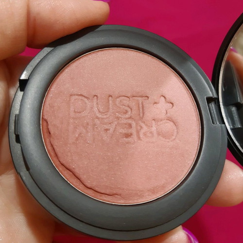 Dust + Cream blush 004 Dangerous promises used