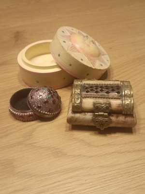 Vintage Indian boxes like new for jewelry