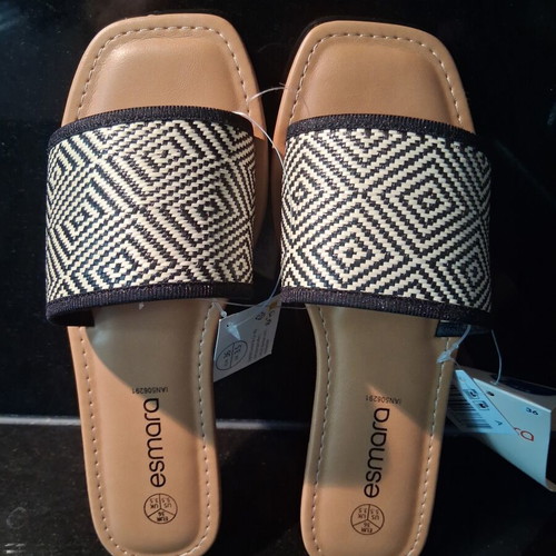 Esmara flip flops new, size 36, black and beige