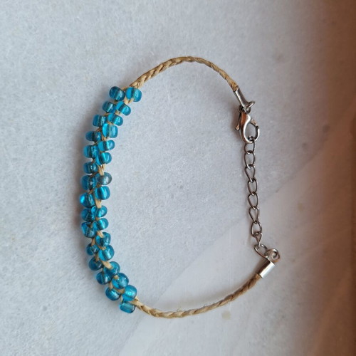 Bracelet with blue beads, like new