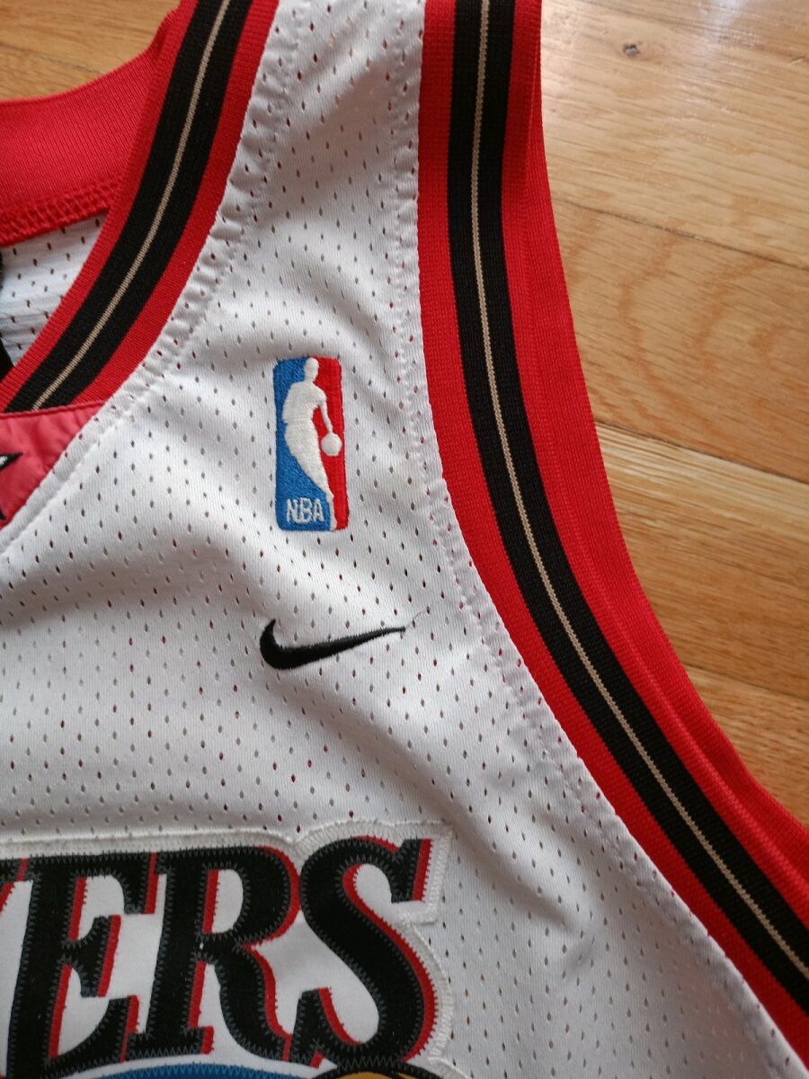 Retro Allen Iverson #3 Sixers Nike… - € 45,00 - Vendora.cy