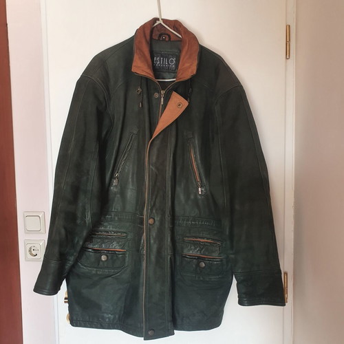 Vintage leather jacket Estilo exclusive medium, slightly used, cypress