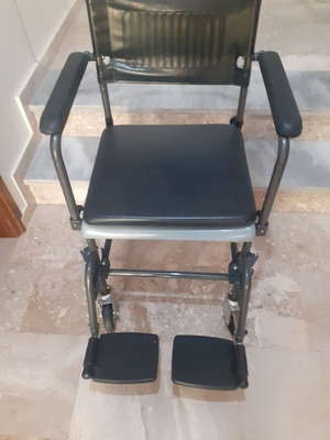 Wheelchair like new, functional, no wear