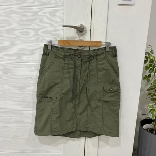 Schoffel Cargo Skirt like new, utility pockets, size UK10, green