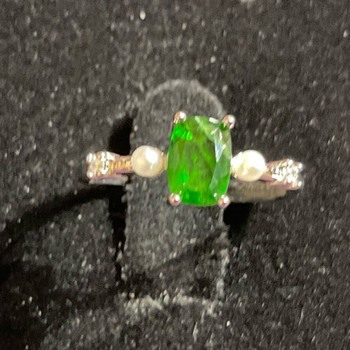 Diopside ring one size with authentic natural stone