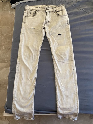 Tresor slim fit cream jeans size 32 like new