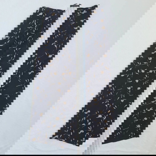 Max Mara long skirt 100% silk size 38 like new, floral