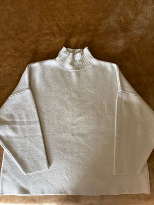 Zara Oversize Sweater white like new, size S