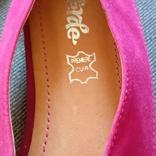 Verde pink fuchsia suede/leather sandals like new size 38