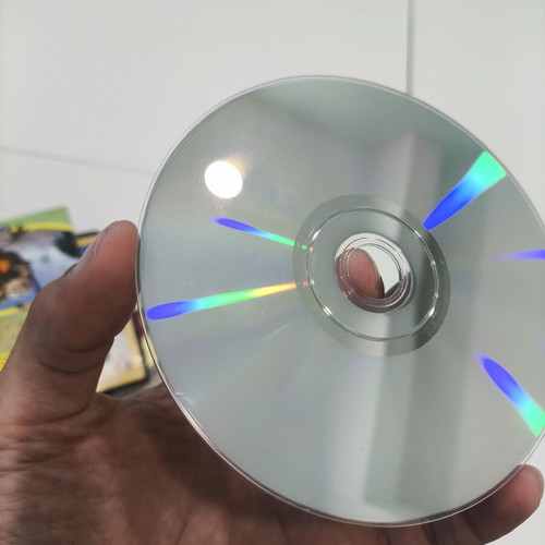 Wall·Y Disney DVD like new, dubbed, children's movie
