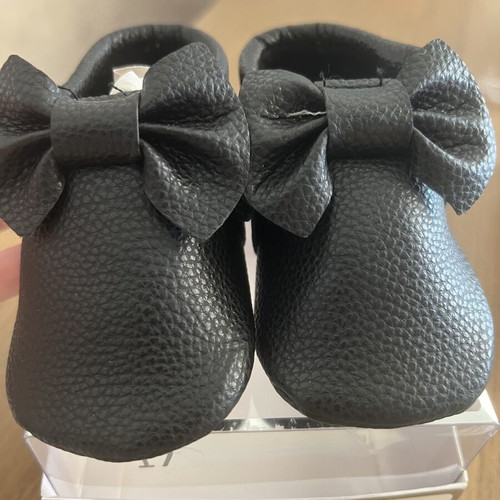 Mayoral baby shoes size 17 like new, comfortable fit