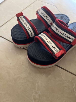 Tommy Jeans Παντόφλες σε άριστη κατάσταση, νούμερο 38, μπλε και κόκκινο