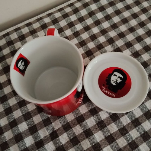 Che Guevara Collectible Mug with Lid fine bone china like new