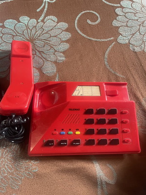 Telemax vintage red landline phone like new