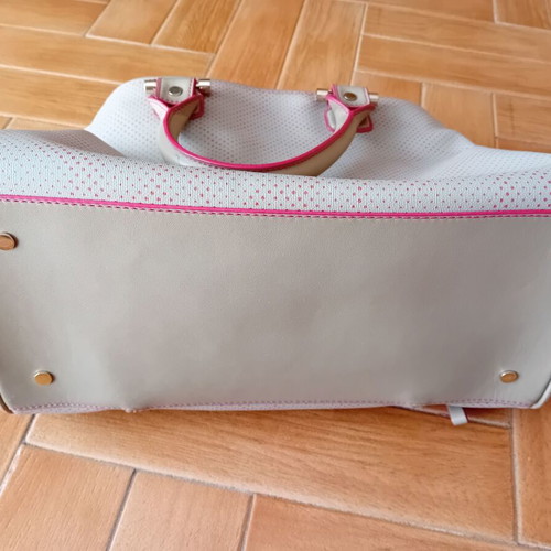 Tous women's handbag like new, ecru color with case