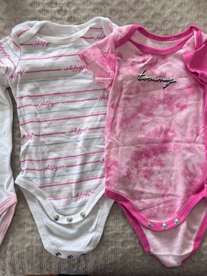 Tommy Hilfiger onesies used, 6-9 months, pack of 4, 100% cotton
