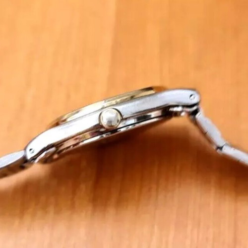 Seiko women's 2A22-0080 A3 Quartz watch used