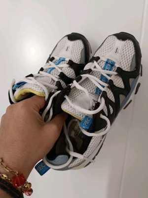 Αθλητικά παπούτσια Skechers λευκά No 39 σε πολύ καλή κατάσταση